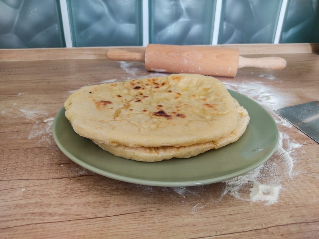 Domáci naan – indické chlebové placky